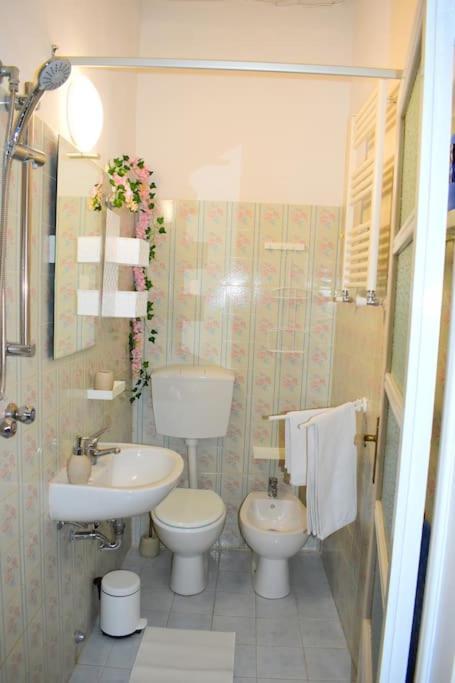Villino La Perla Azzurra- Marina Di Pisa Villa Luaran gambar